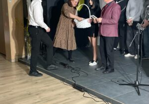 dyrektor i młodzież2
